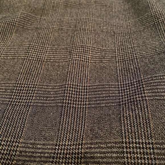 Tailor B. Moss Brown Plaid Skirt - Picture 7 of 7